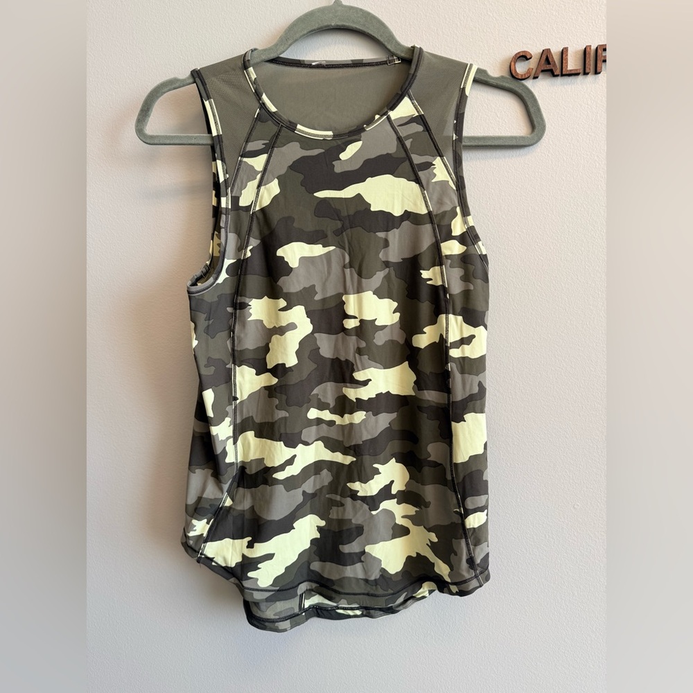 Lululemon Camouflage workout tank